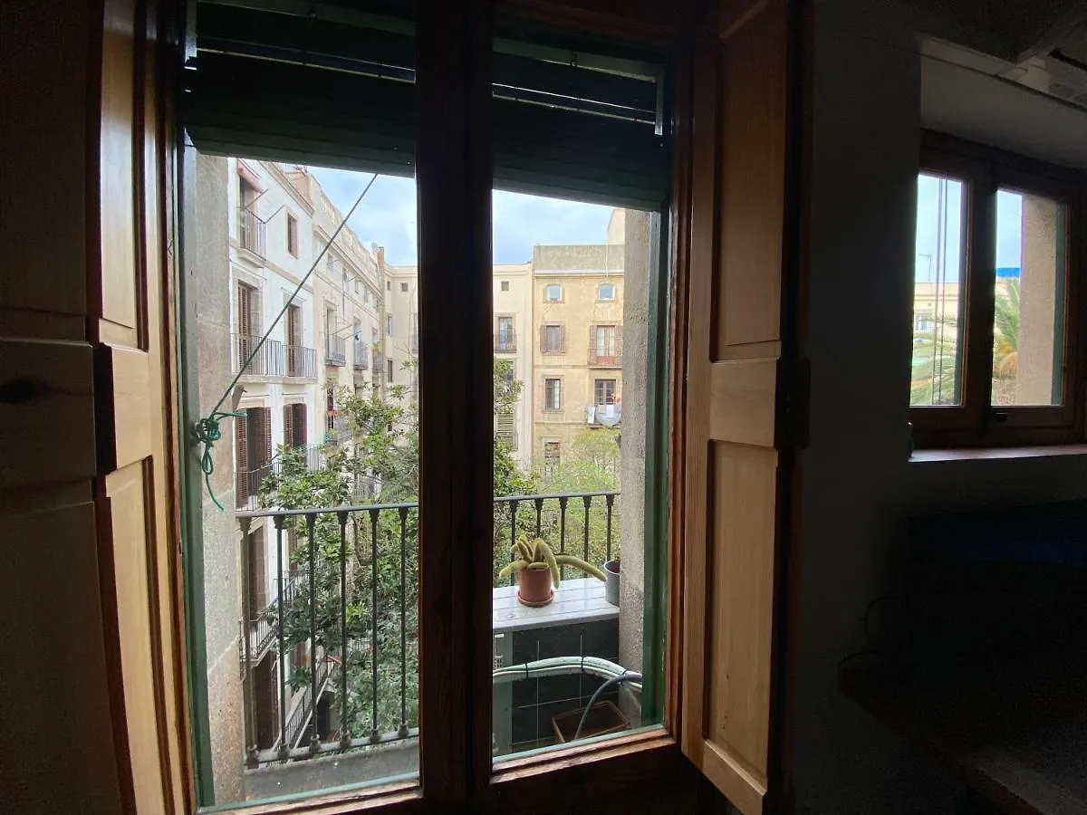 Lovely 2-Bed Apartment In Barcelonas Best Location 0*, Barcelona